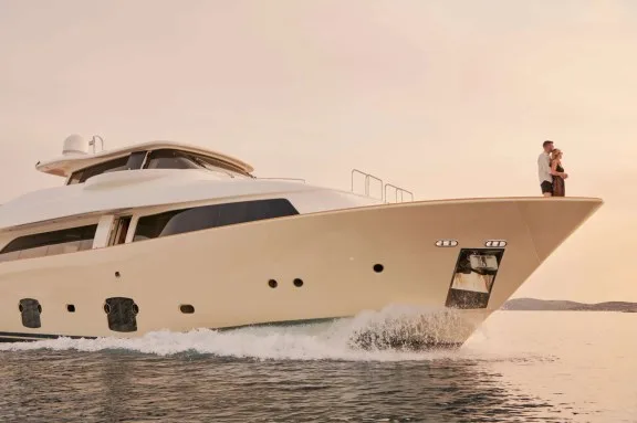 FRIEND’S BOAT