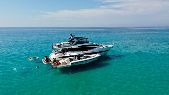 Motor yacht GYPSY