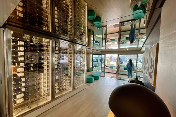 Superyacht EMOCEAN wine wall