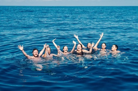 Review img # 13 of the yacht ISLAND KISSES