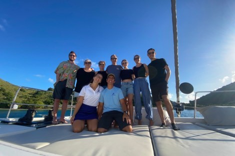 Review img # 15 of the yacht ISLAND KISSES