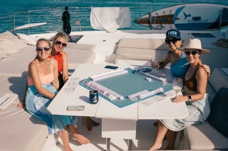 Review img # 6 of the yacht ISLAND KISSES